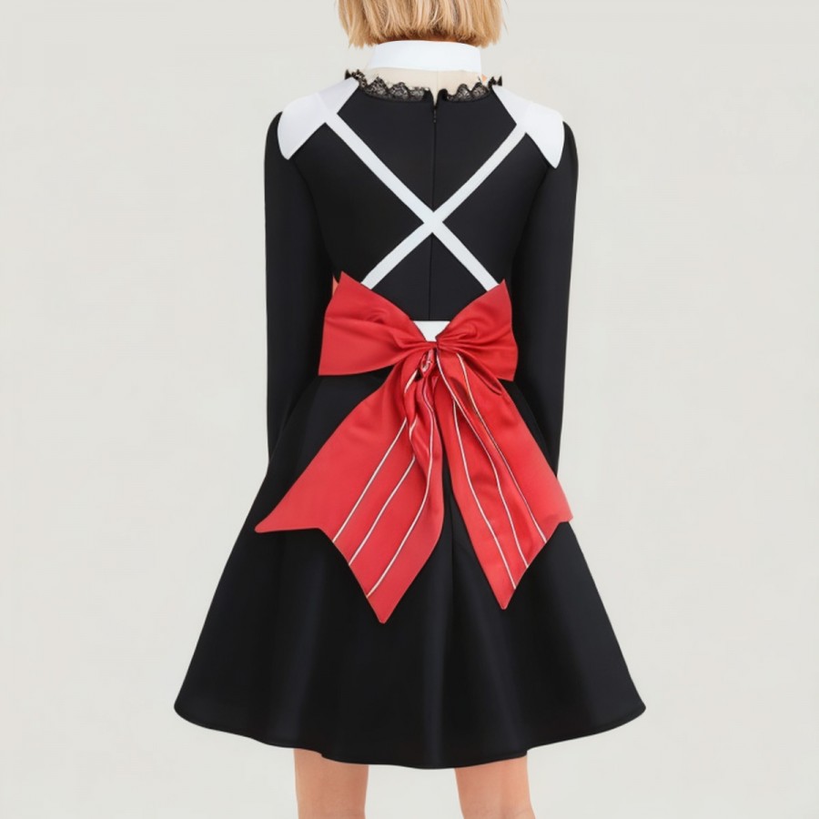 Noelle-themed maid café apron set